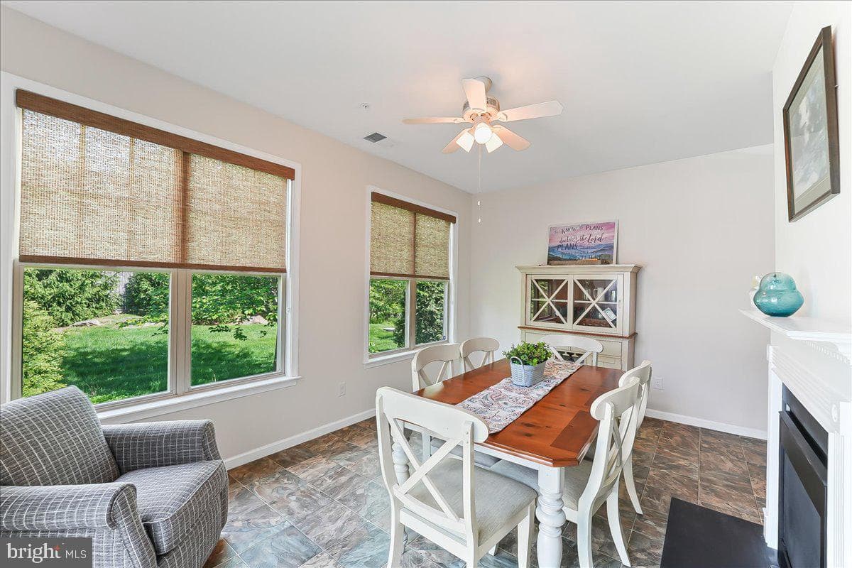136 Harlow Pointe Court photo 12