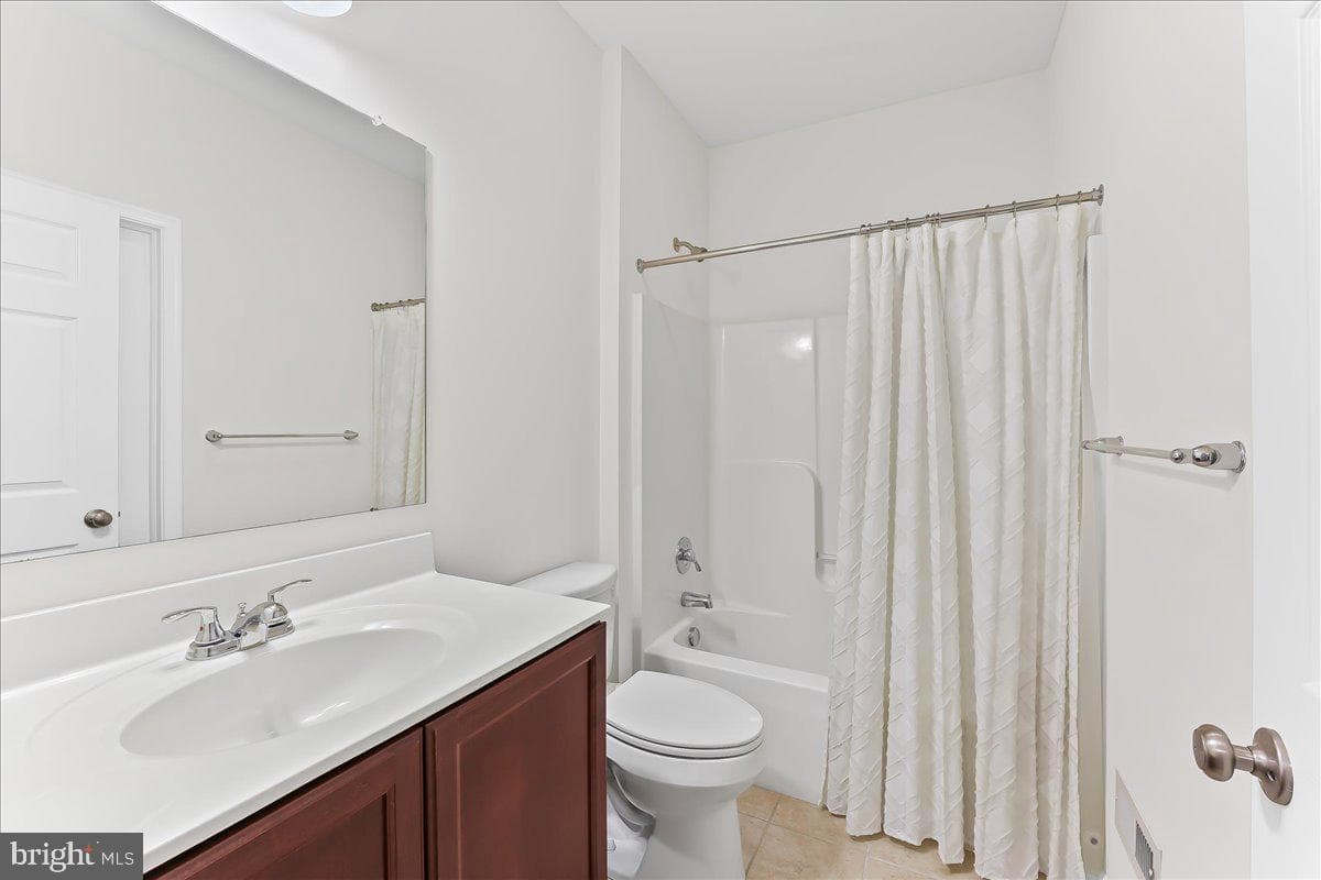 136 Harlow Pointe Court photo 18