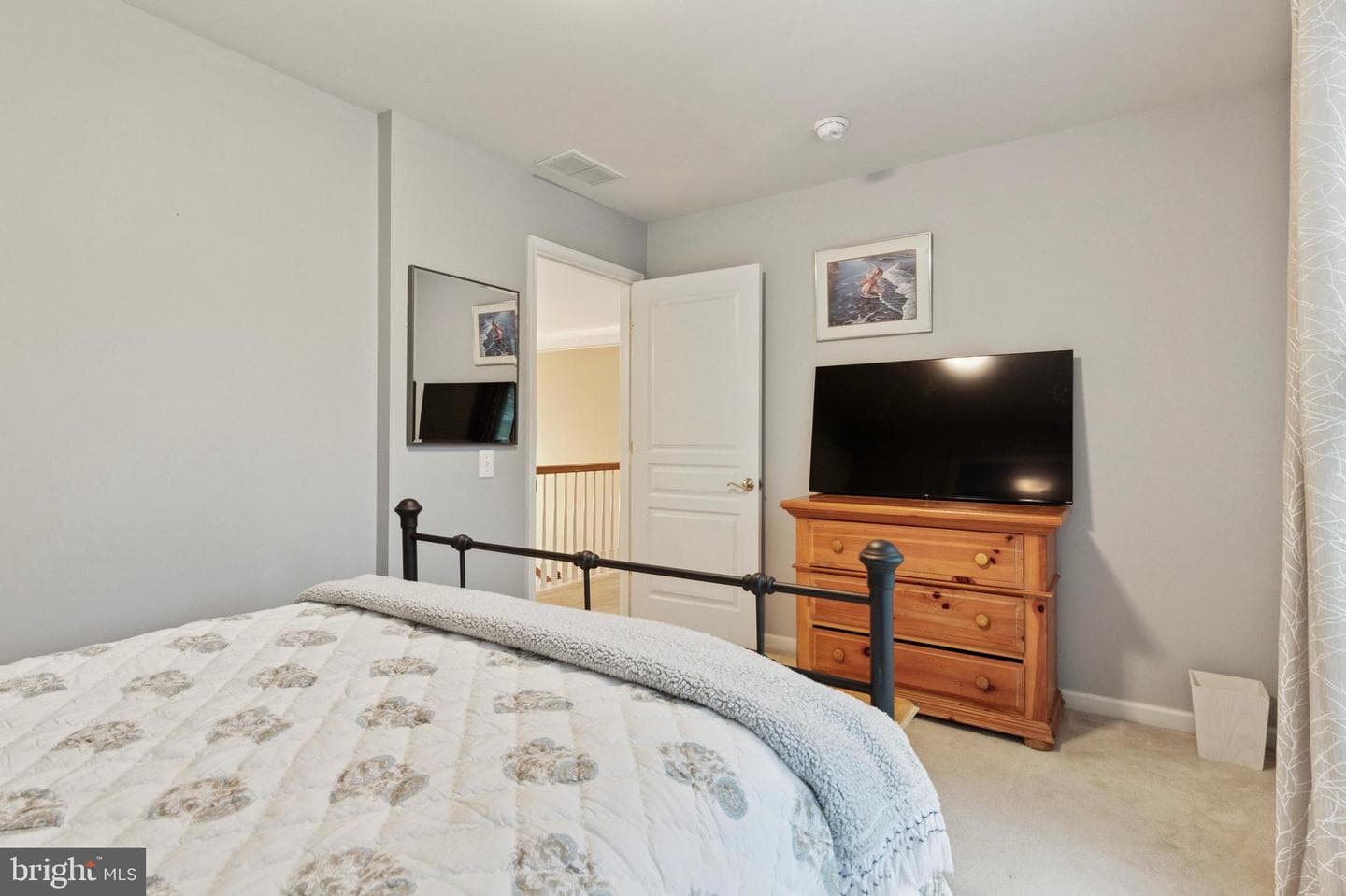 162 Applegate Drive photo 33
