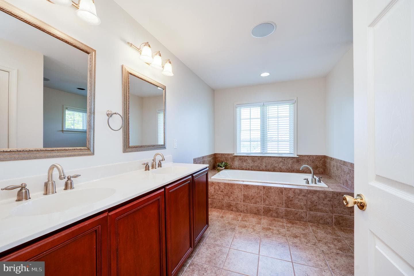 205 Merwood Drive photo 34