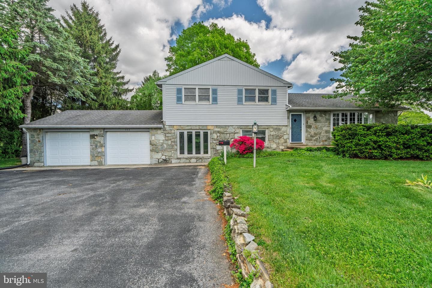 403 S Limestone Road photo 1