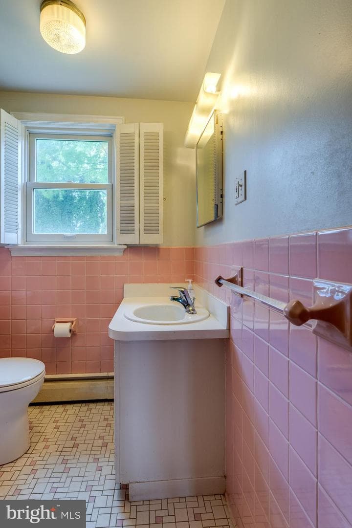 403 S Limestone Road photo 16