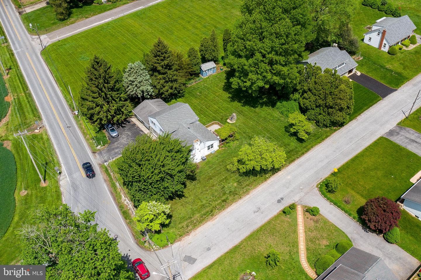 403 S Limestone Road photo 22