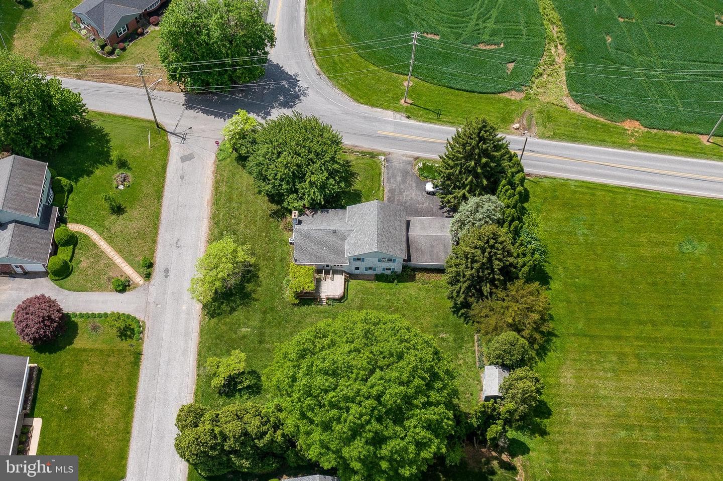 403 S Limestone Road photo 24