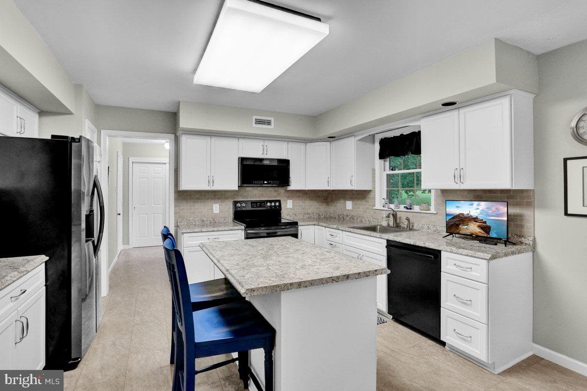 198 Bard Road photo 11