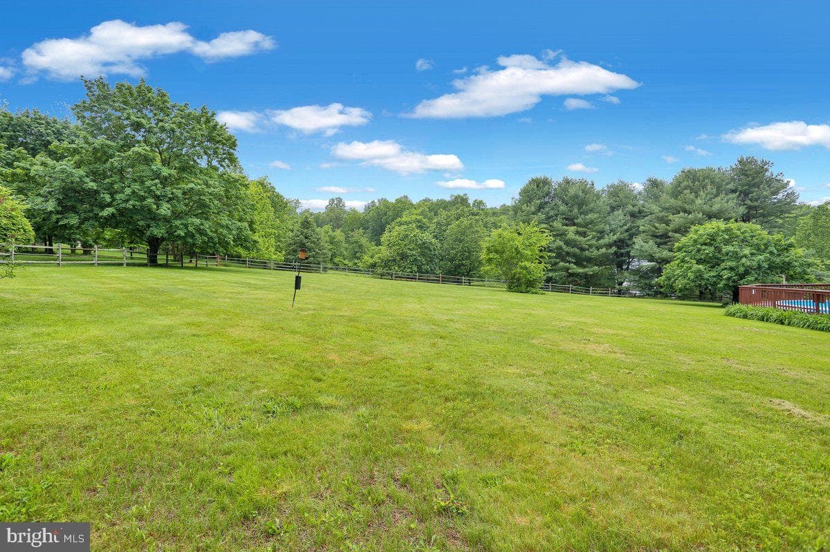 198 Bard Road photo 54