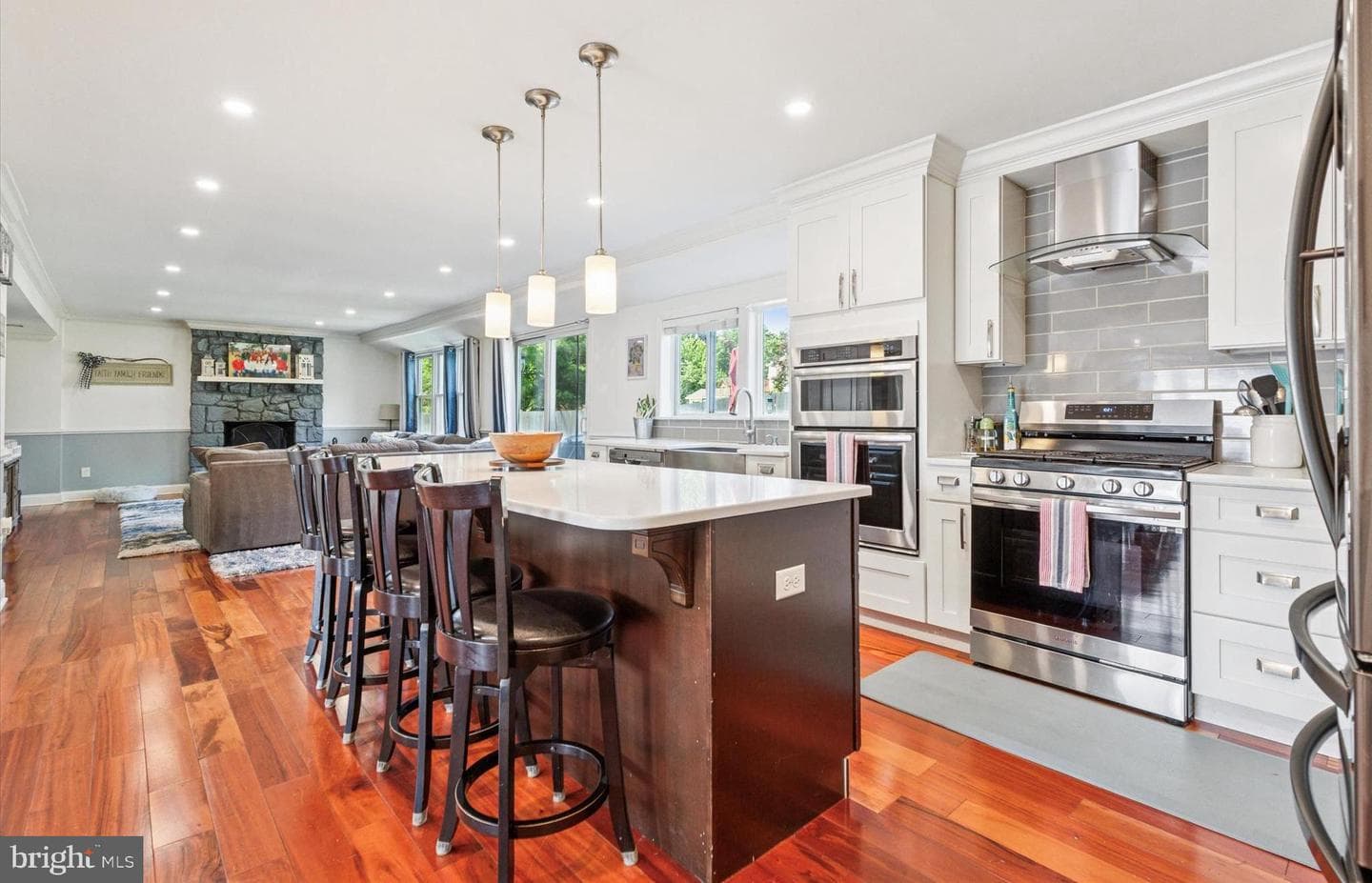 1004 Winding River Lane photo 7