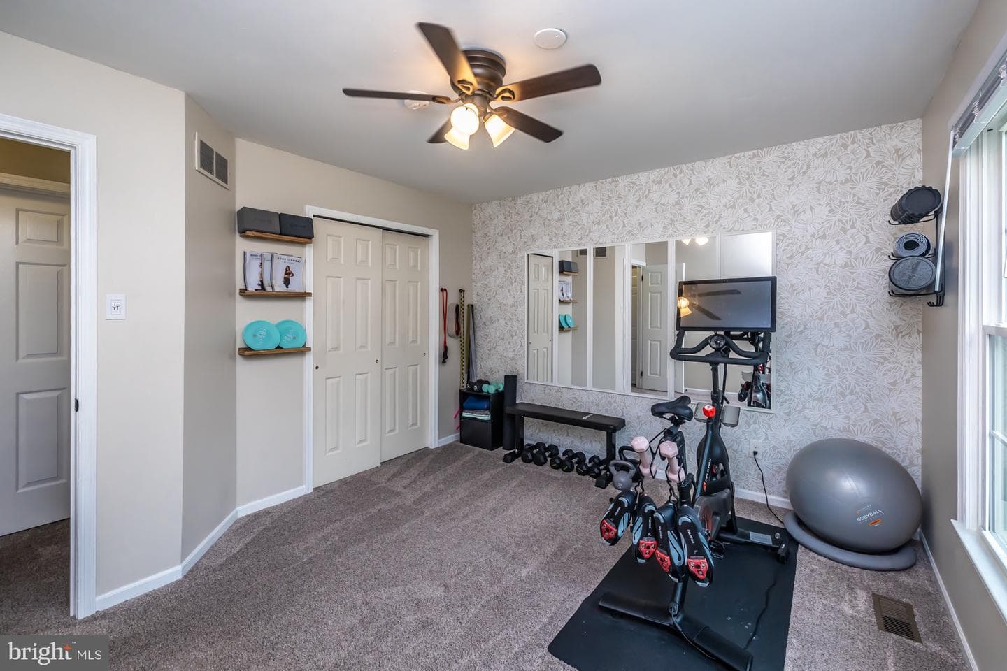 315 Tapestry Circle photo 46