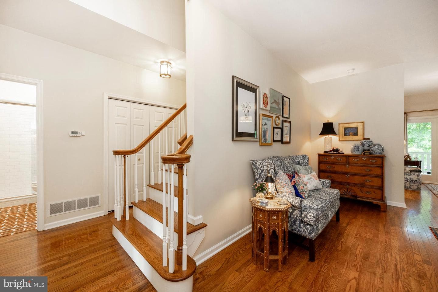 637 Huntington Drive photo 11