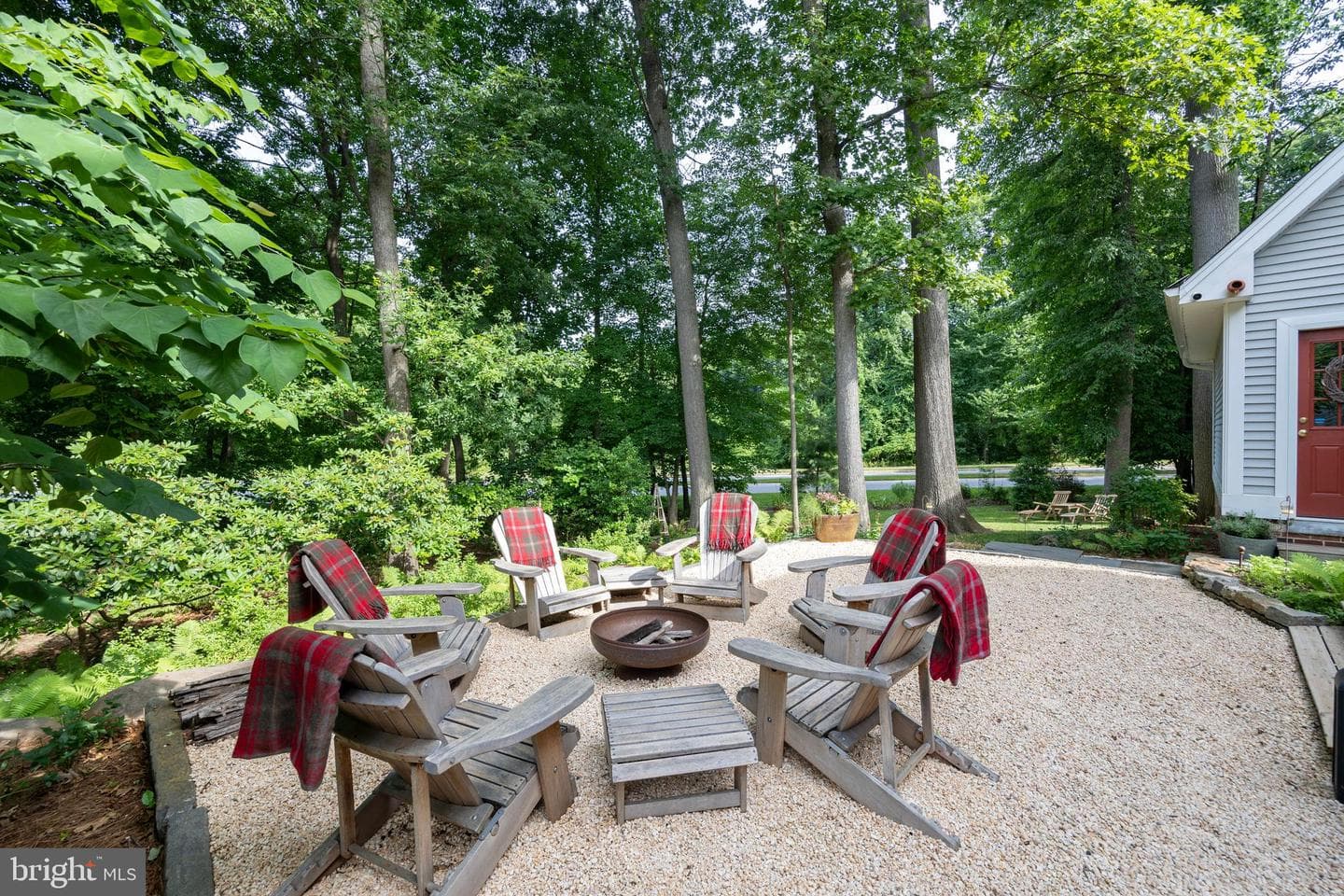 637 Huntington Drive photo 42