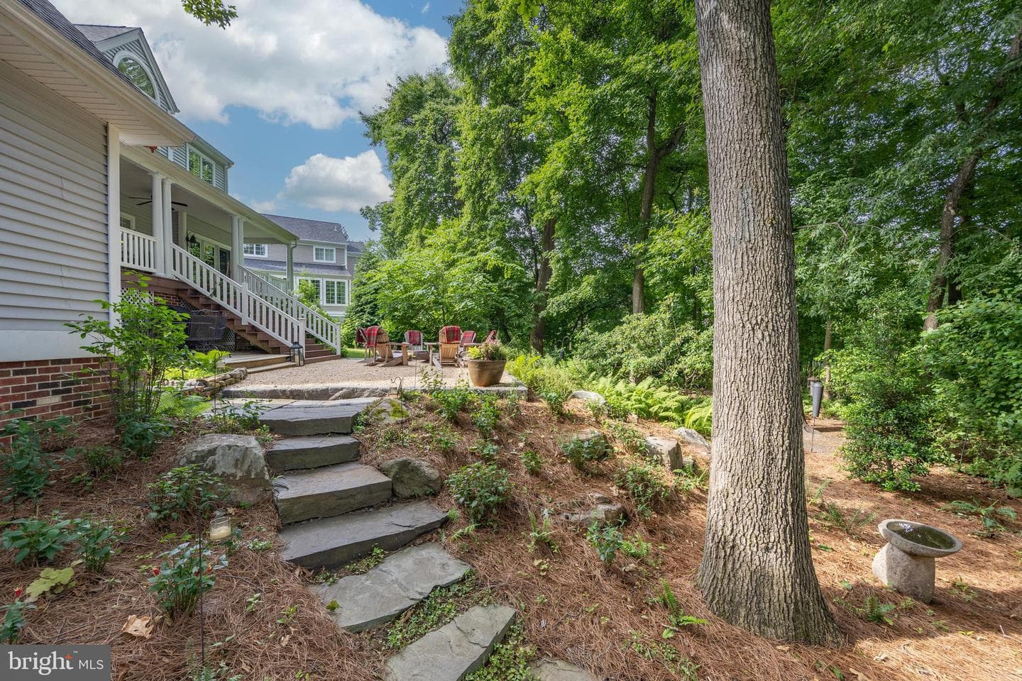 637 Huntington Drive photo 43