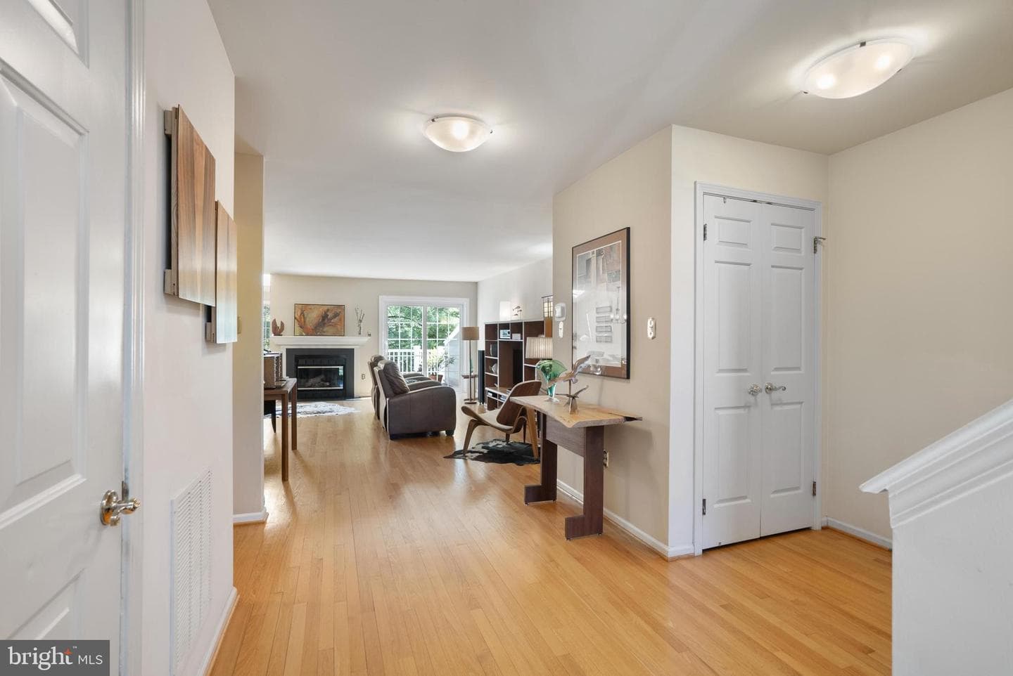 207 E Village Lane photo 3
