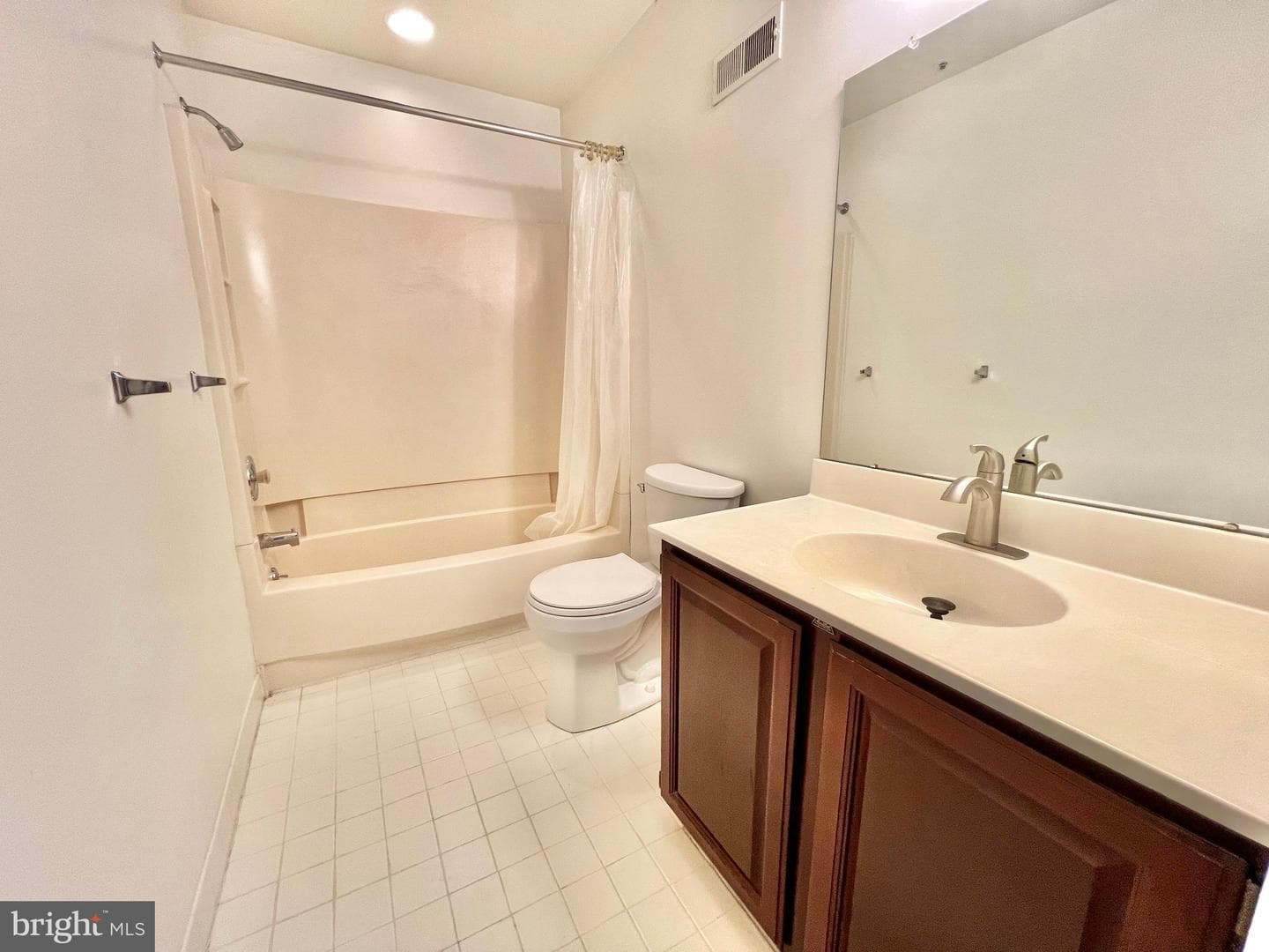 1203 Durham Court #47 photo 27