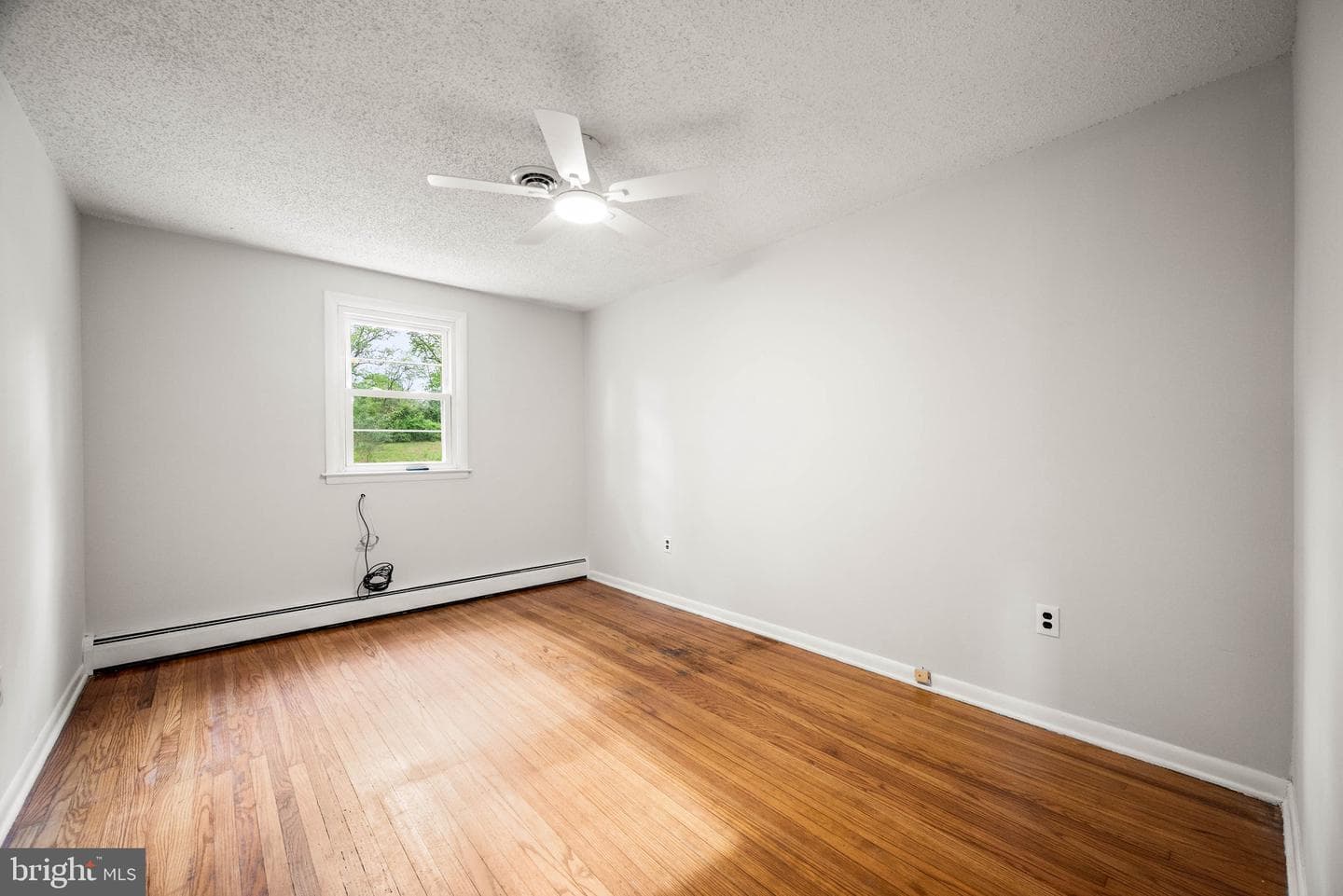 402 Rockland Avenue photo 17