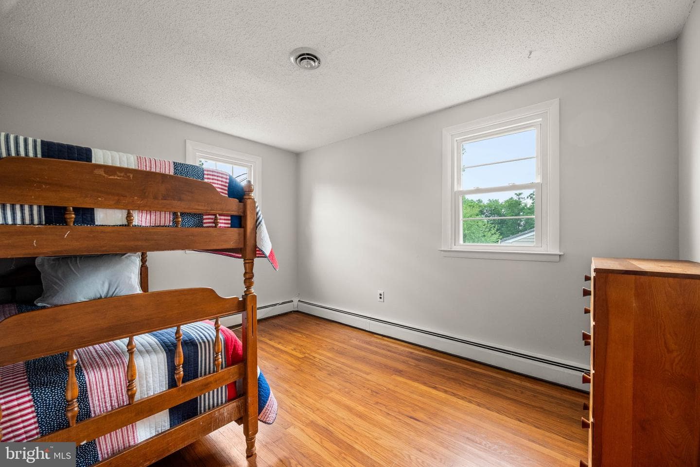 402 Rockland Avenue photo 18