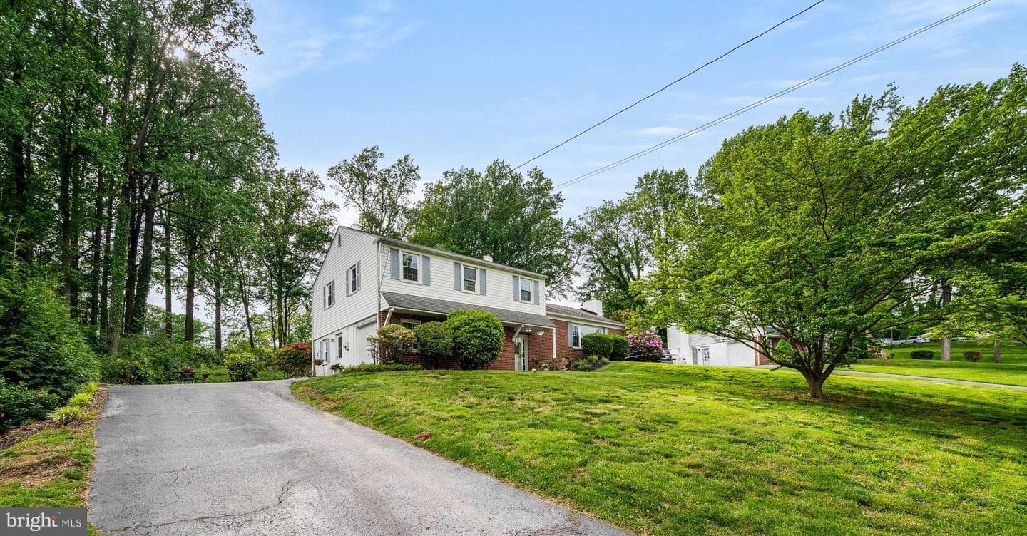 402 Rockland Avenue photo 2