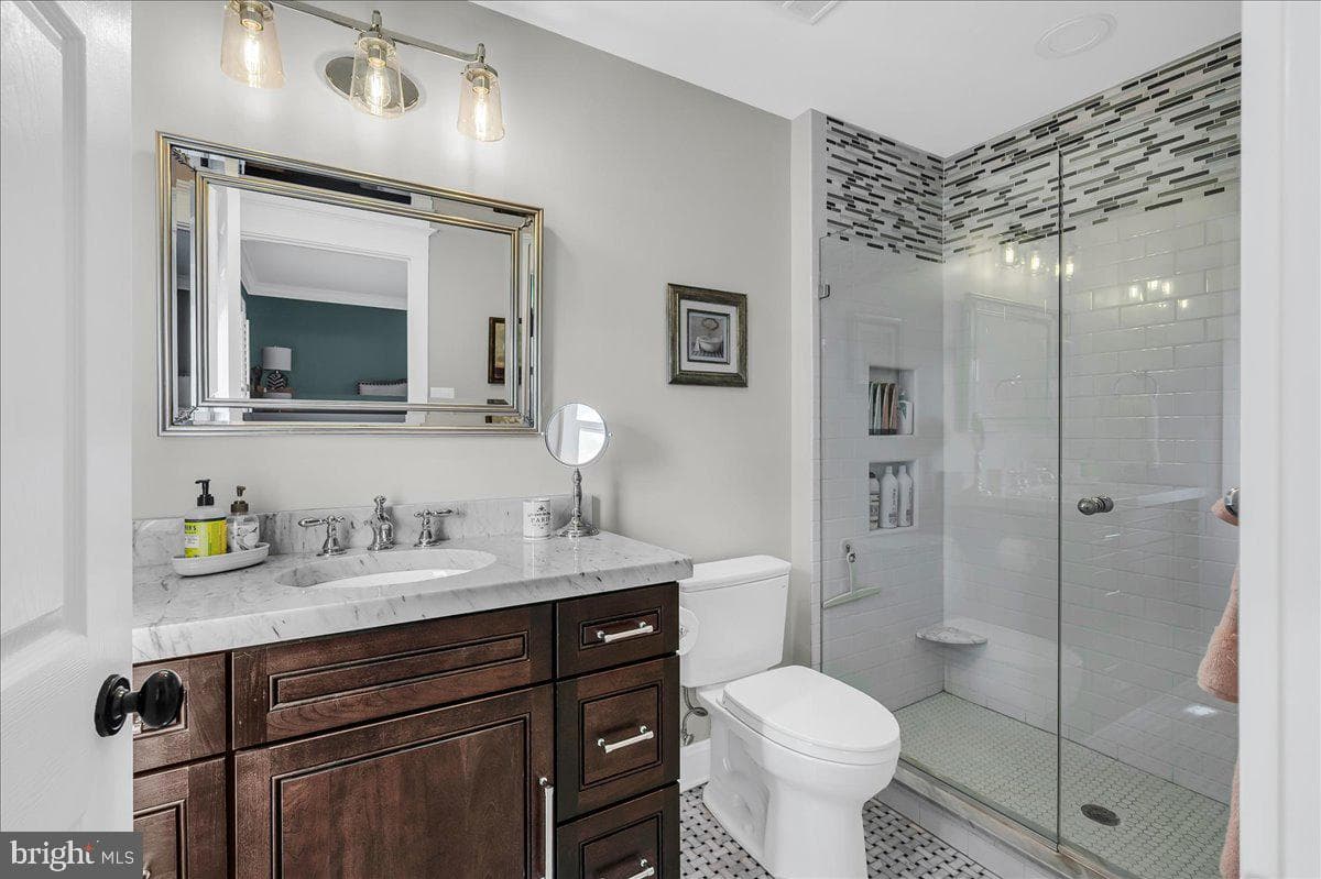 306 Rose Glen Lane photo 35