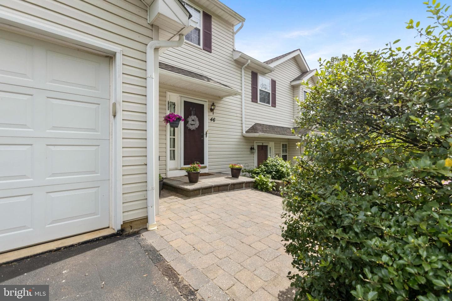 46 Pinckney Drive photo 3