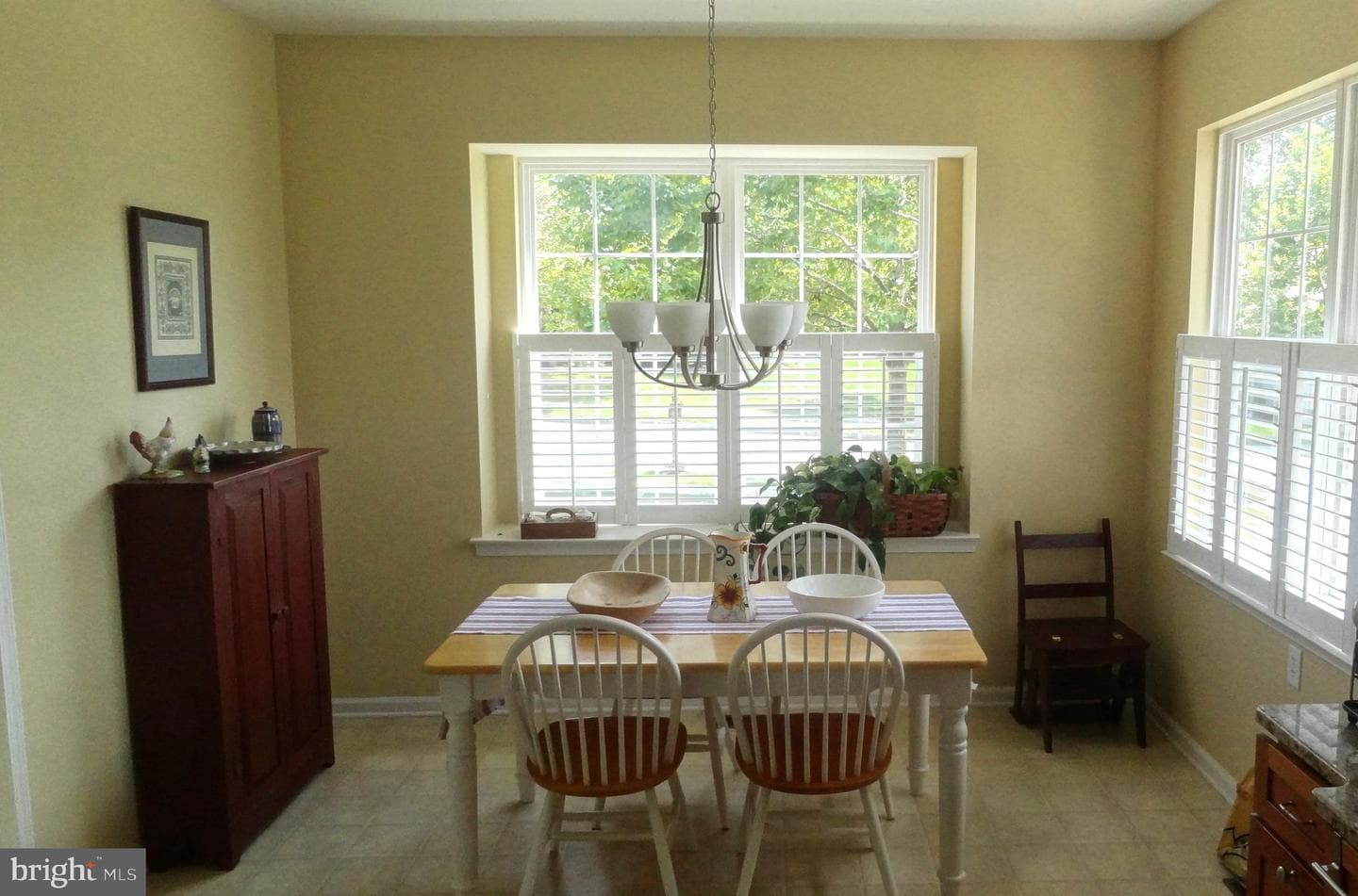 417 Gilmer Road photo 3