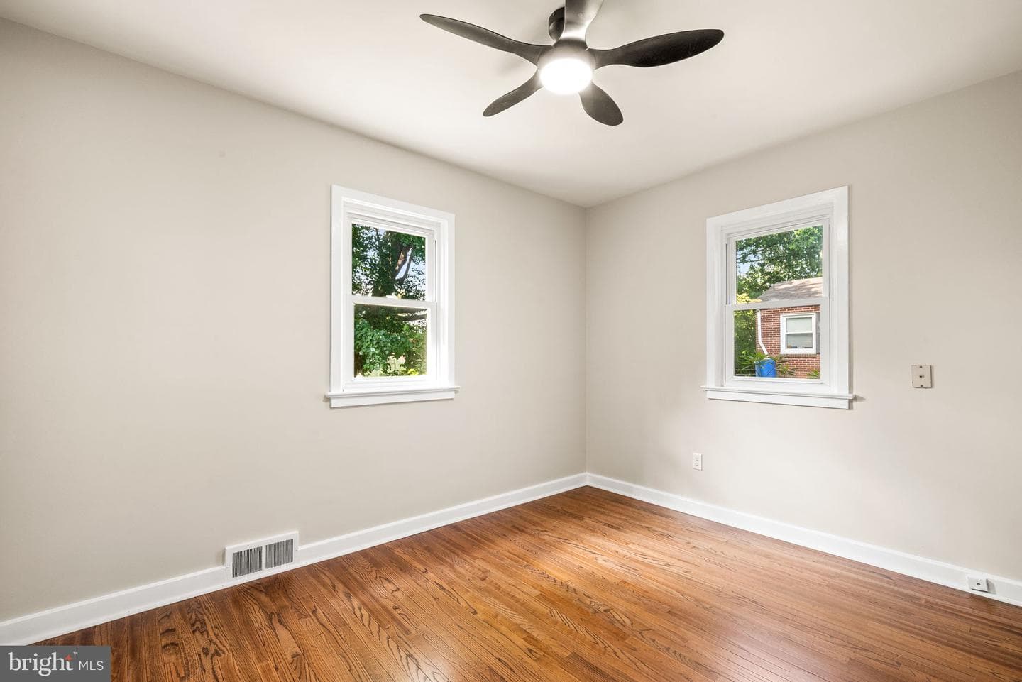 1508 Robin Road photo 13