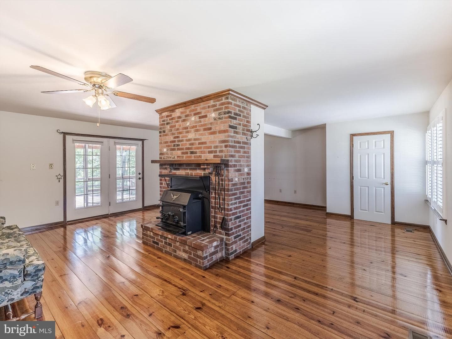 240 S Bonsall Road photo 19