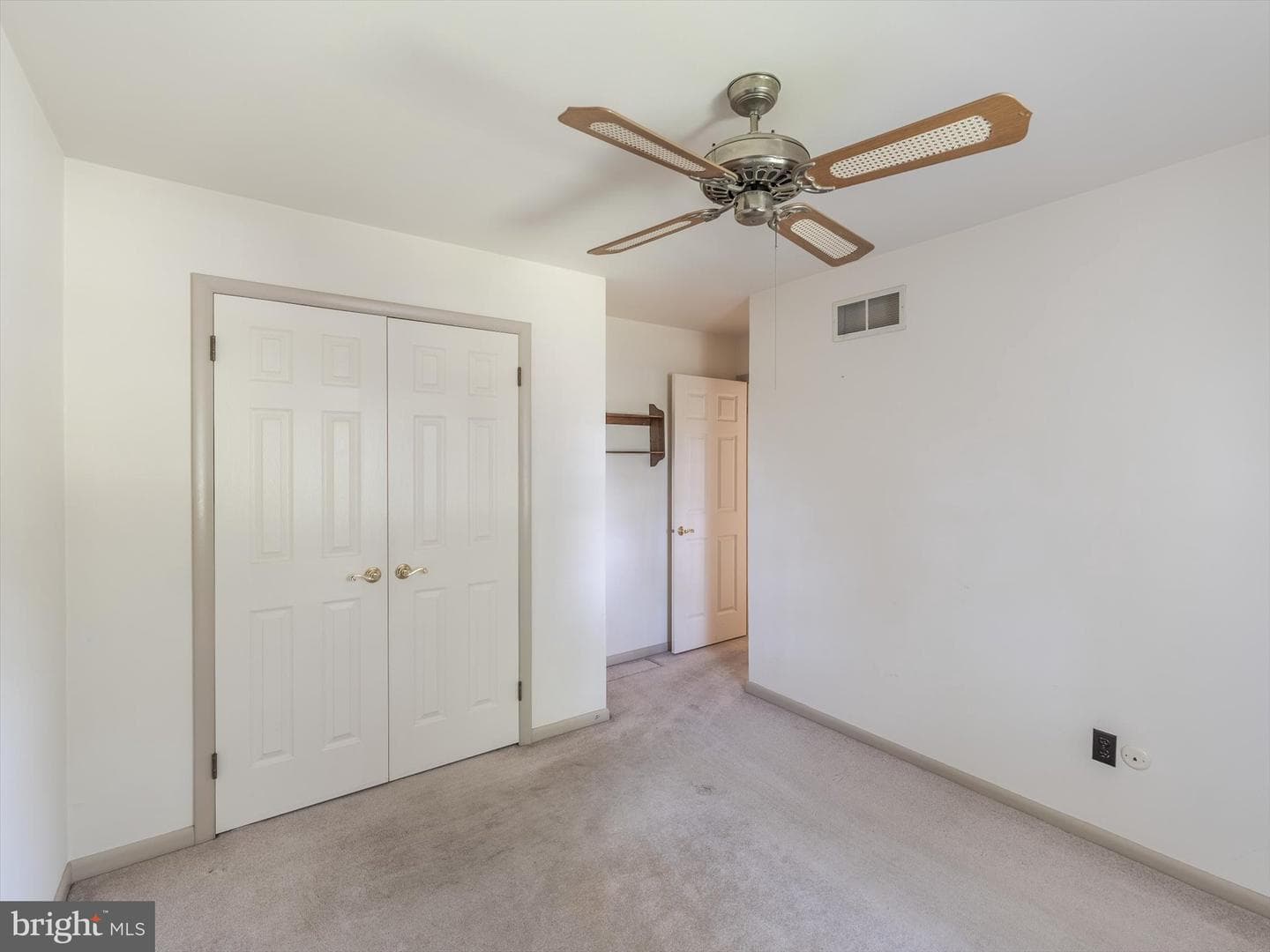240 S Bonsall Road photo 32