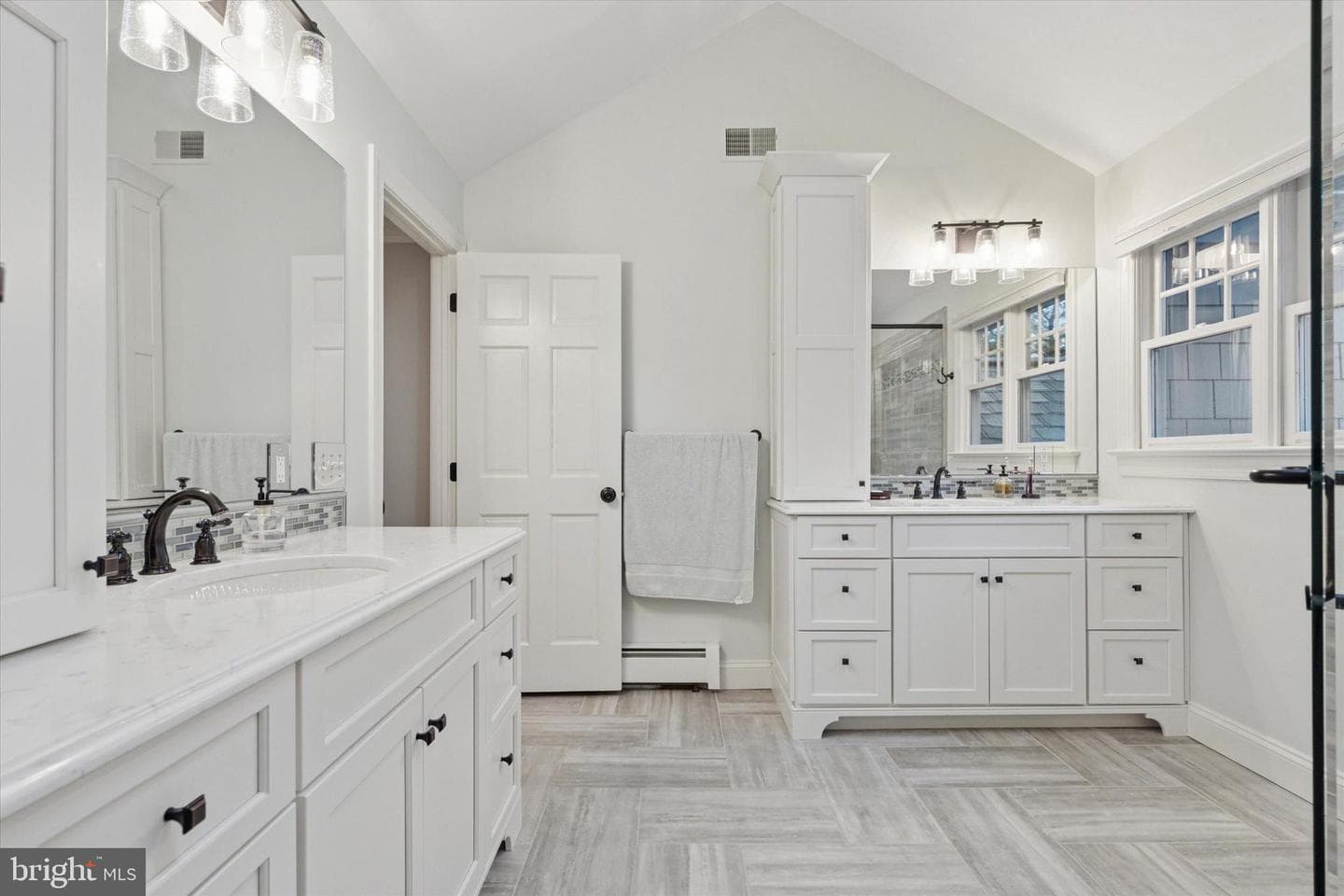 648 Spruce Lane photo 46