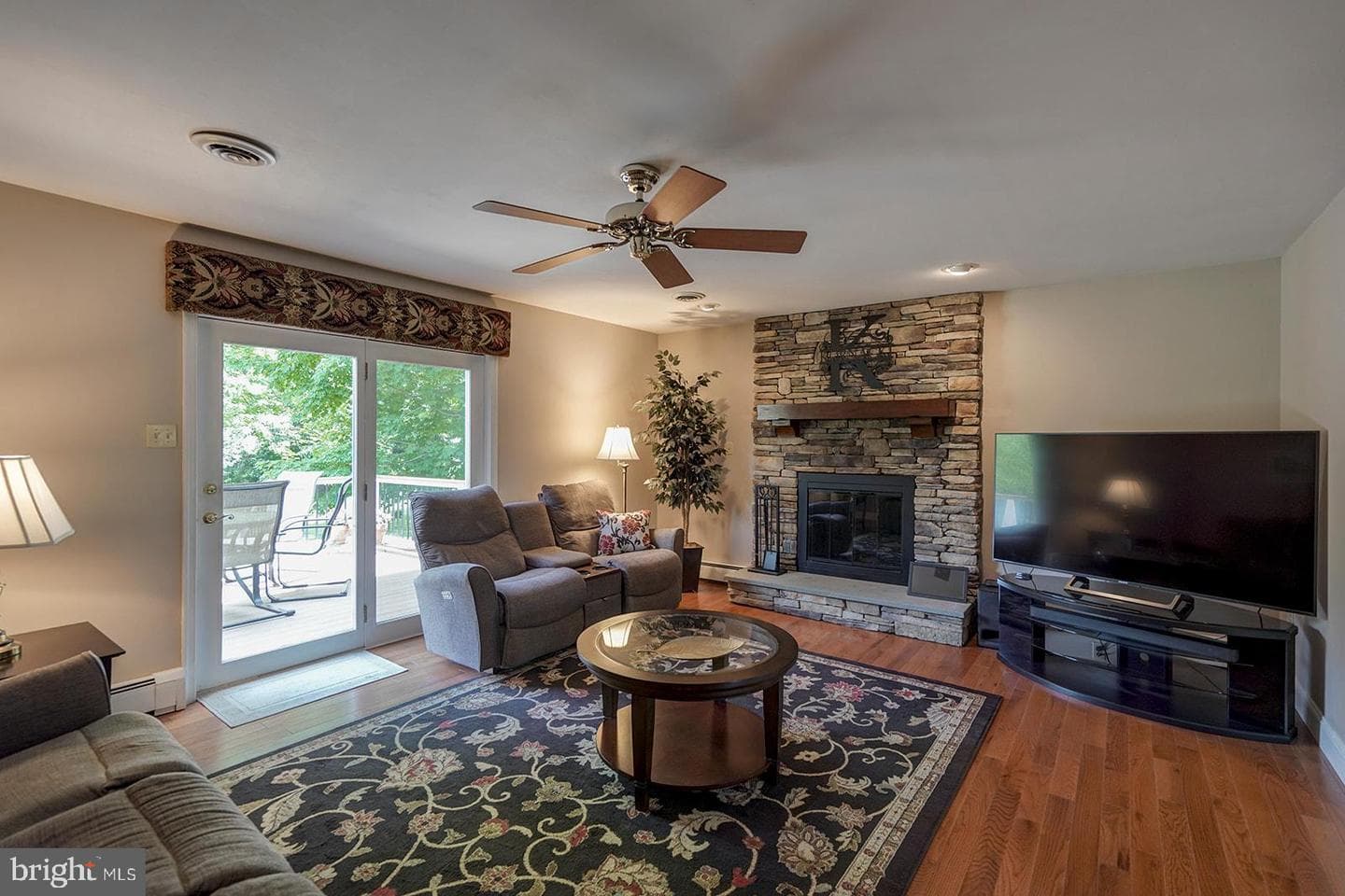 12 Meadow Woods Lane photo 18