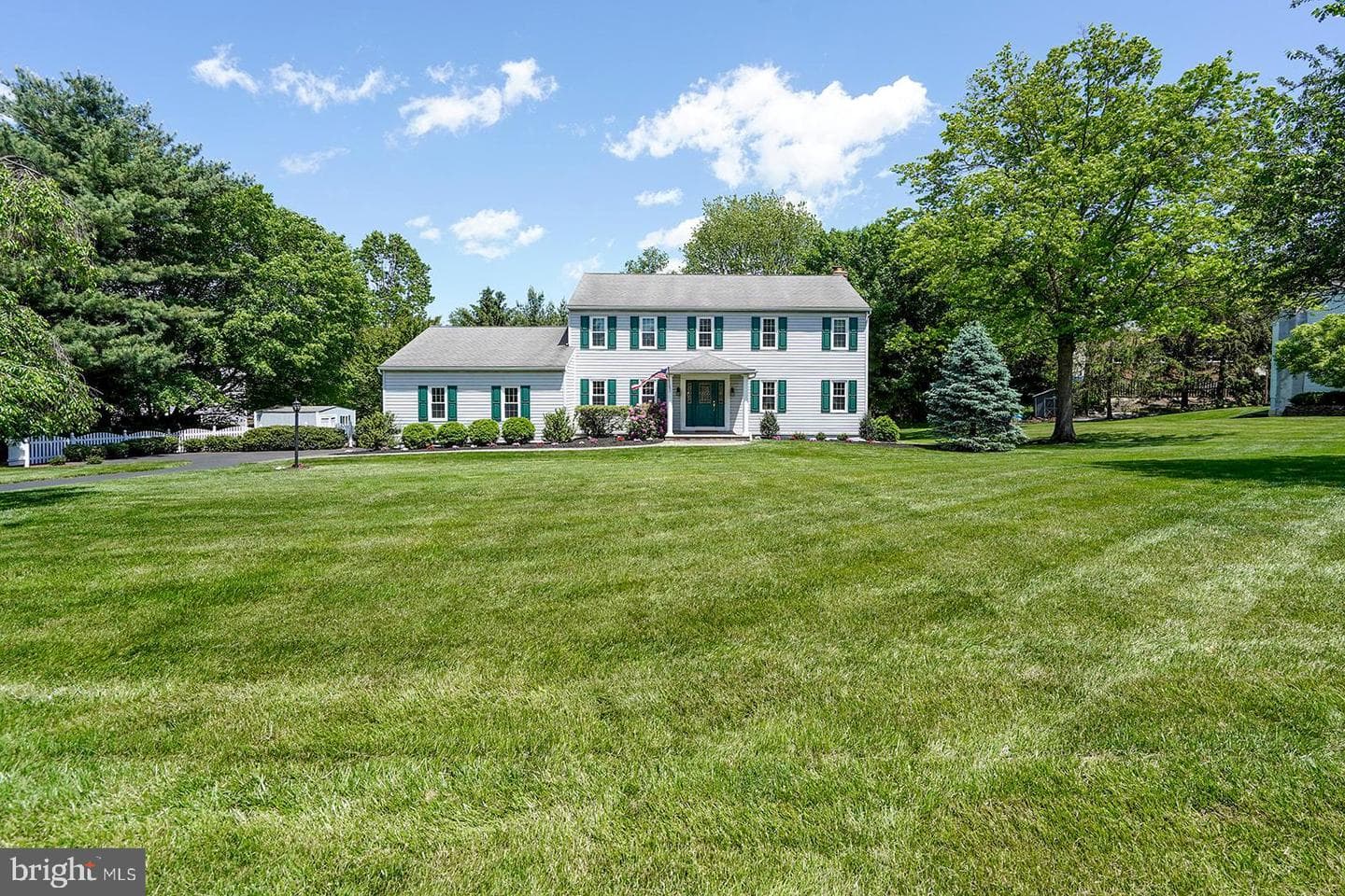 12 Meadow Woods Lane photo 2