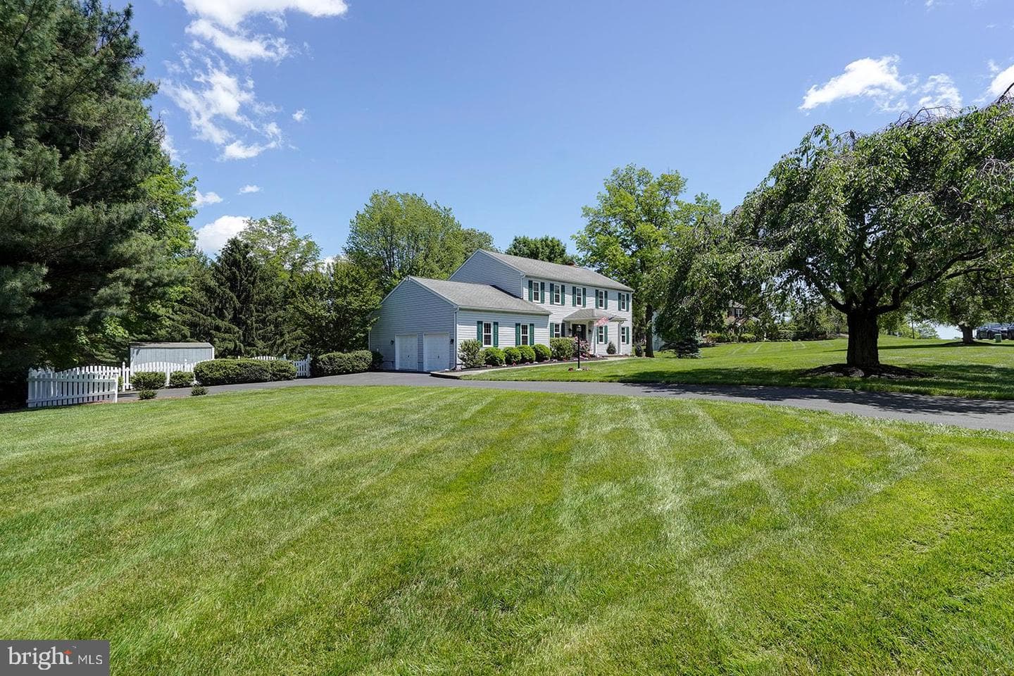 12 Meadow Woods Lane photo 5