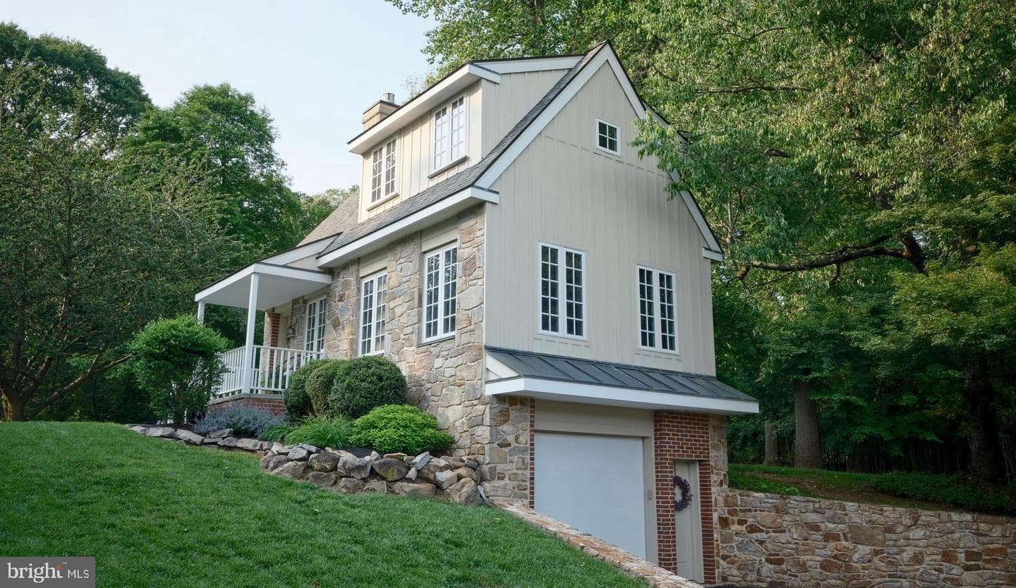 2 Green Lane photo 105