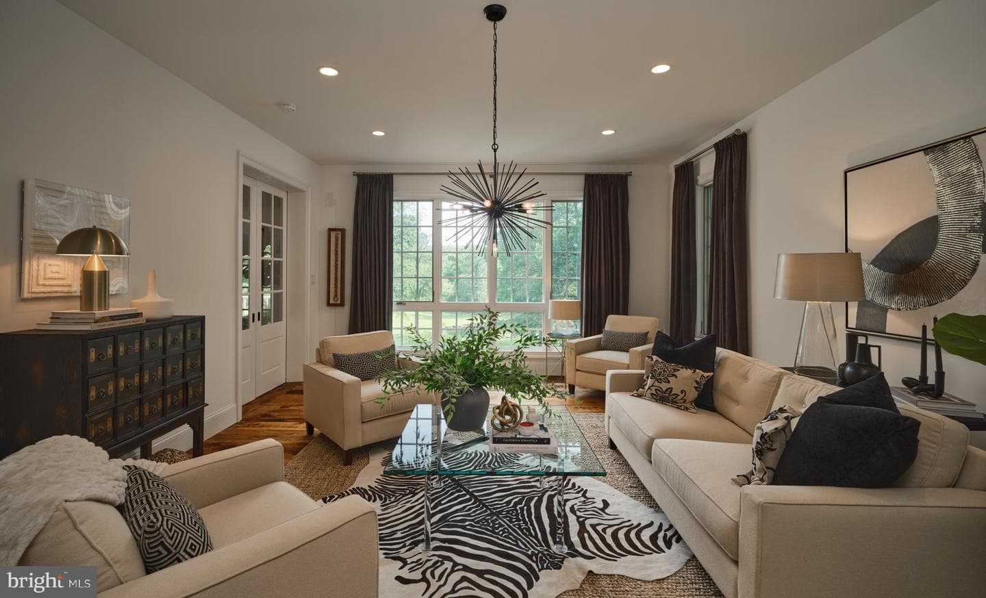 2 Green Lane photo 34