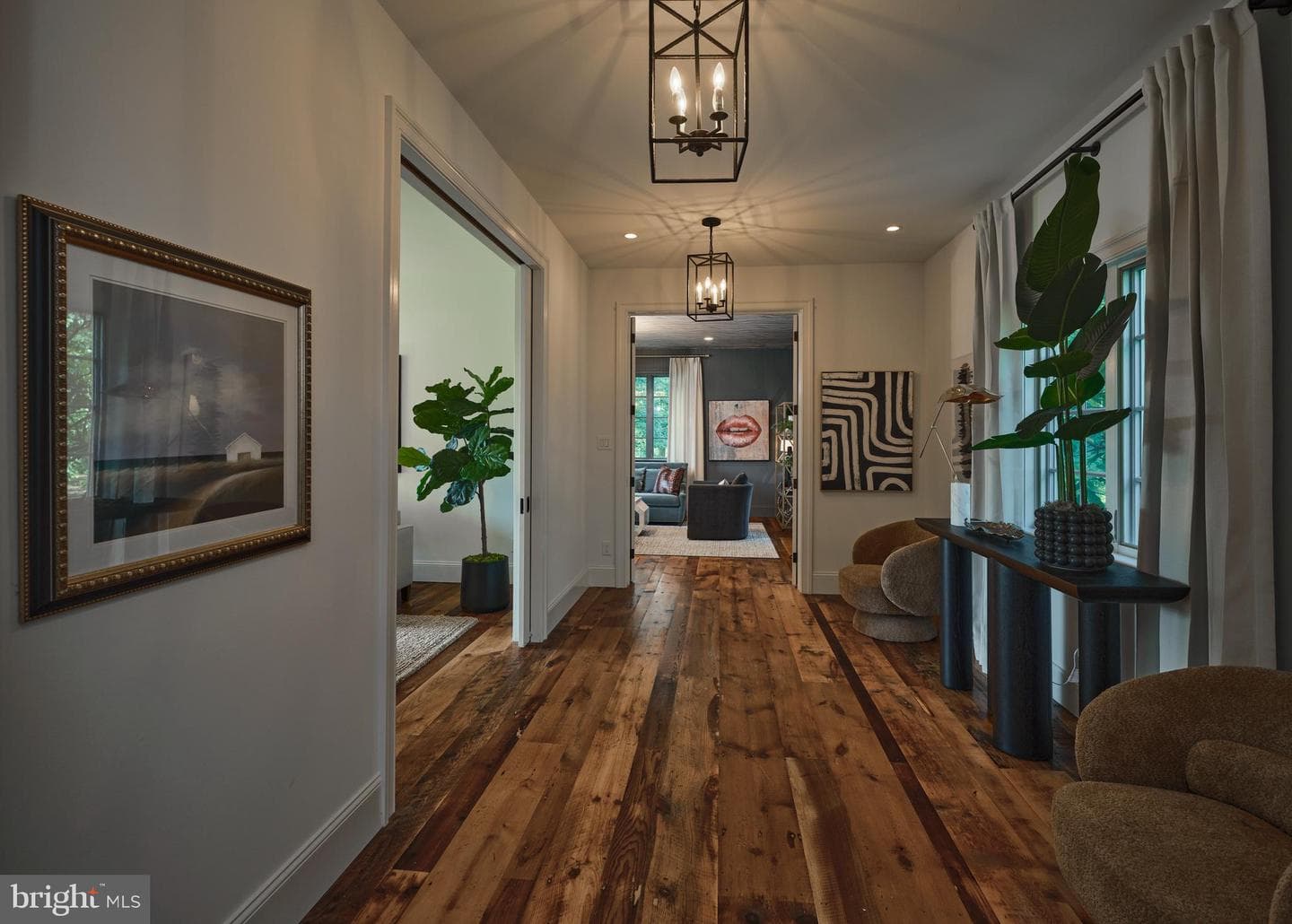 2 Green Lane photo 35