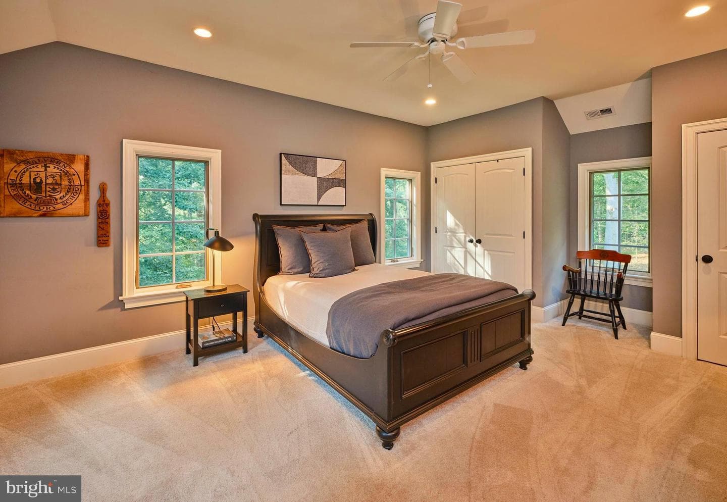 2 Green Lane photo 54
