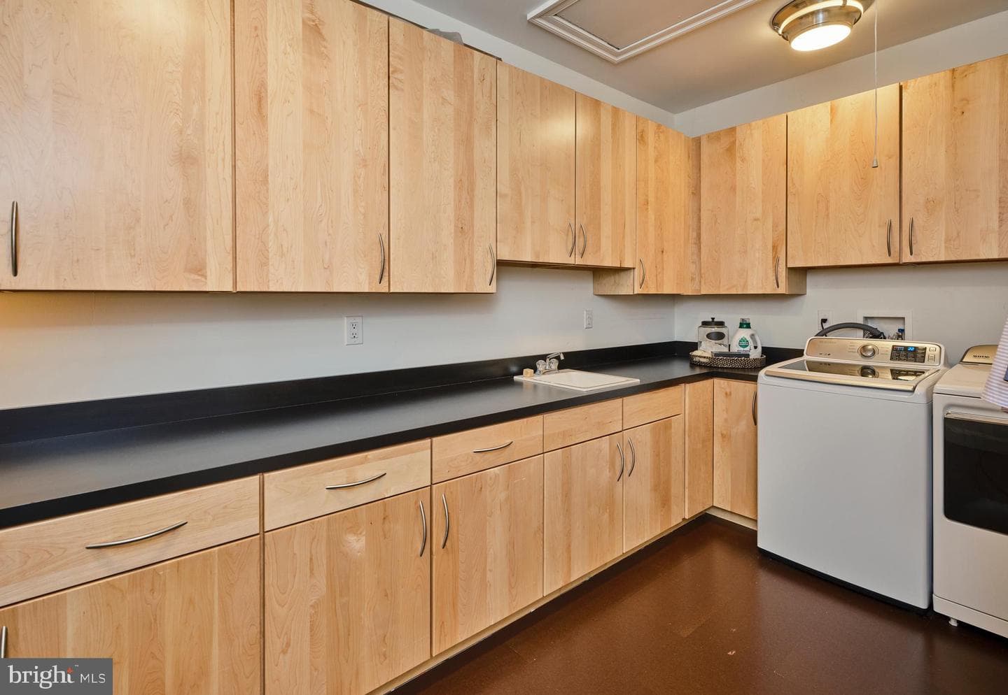 2 Green Lane photo 55
