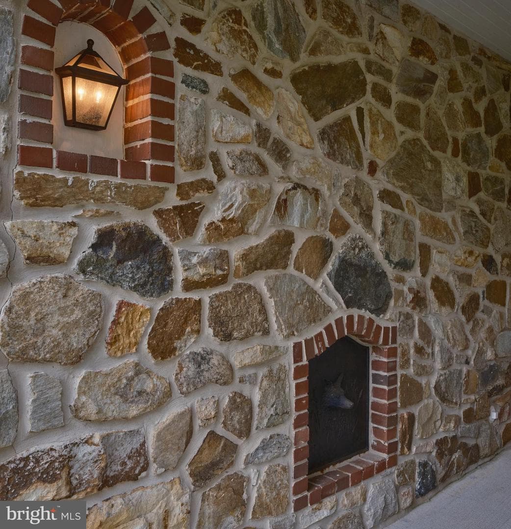2 Green Lane photo 72