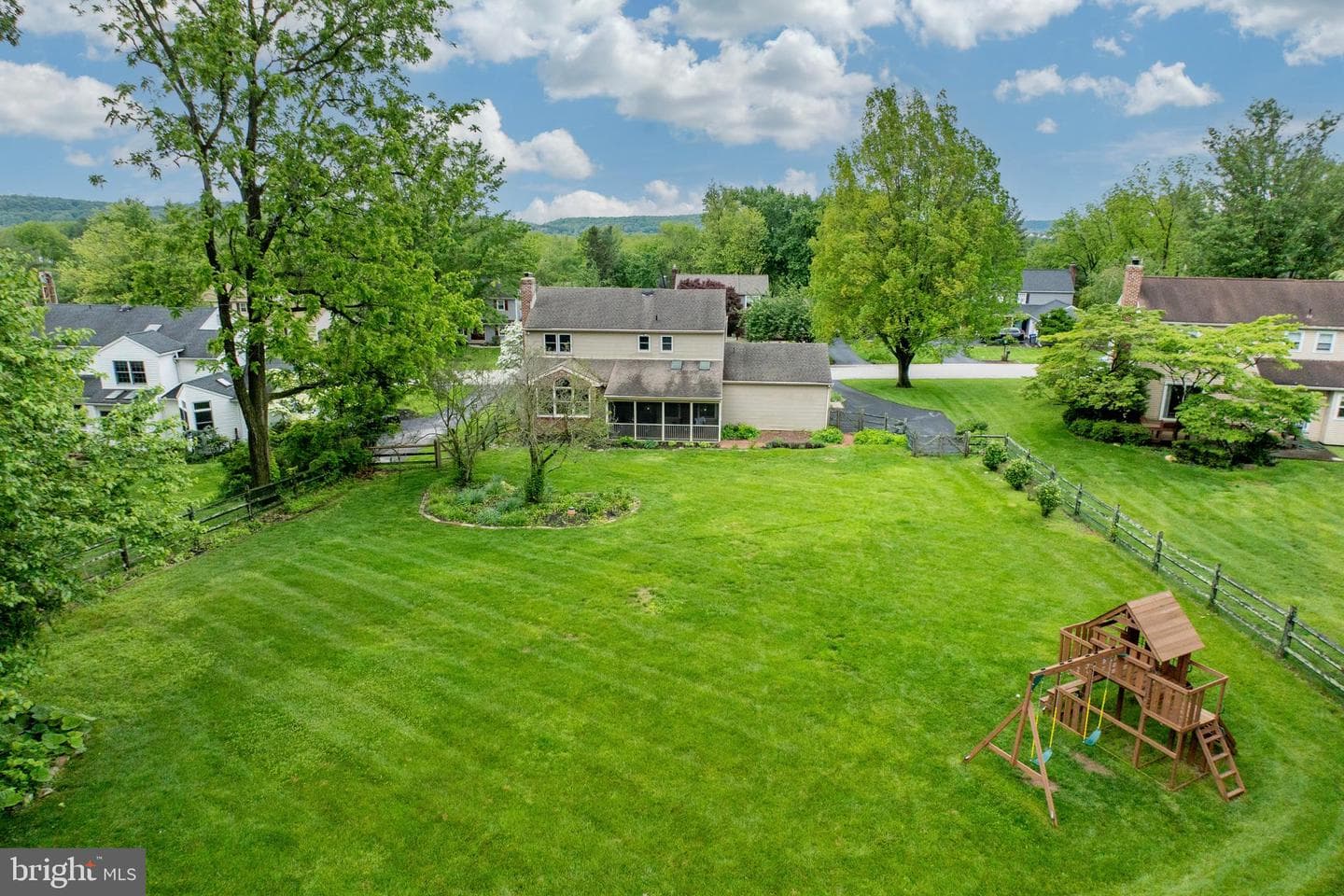 308 Green Circle photo 3