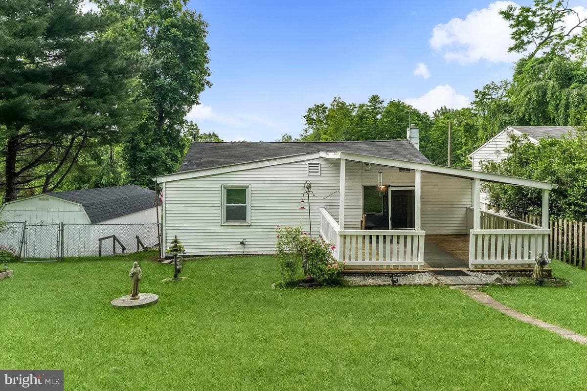 3205 Upper Valley Road photo 4