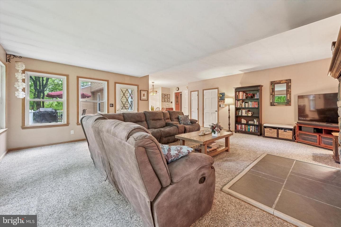 12 Raleigh Drive photo 16