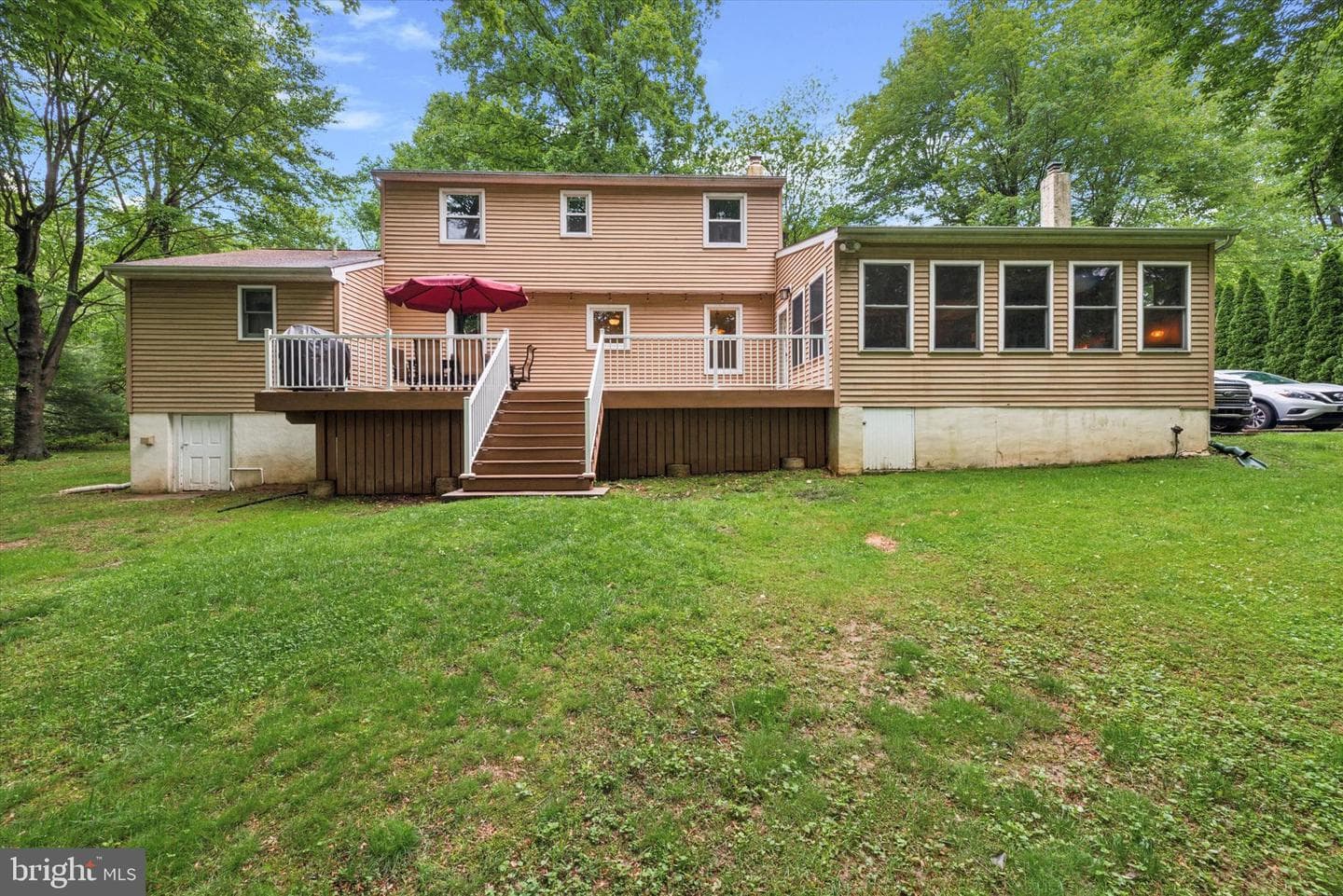 12 Raleigh Drive photo 32
