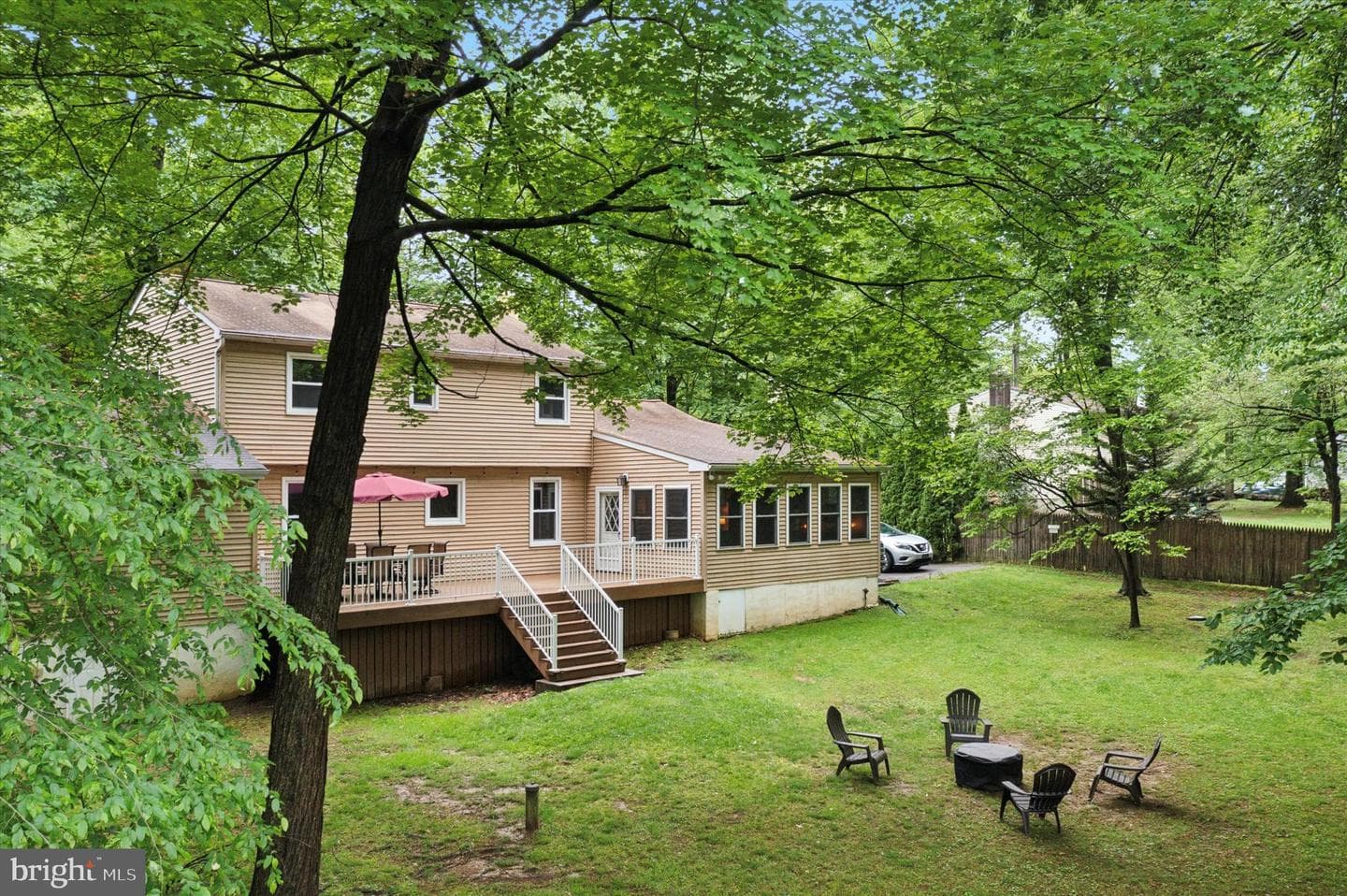 12 Raleigh Drive photo 4