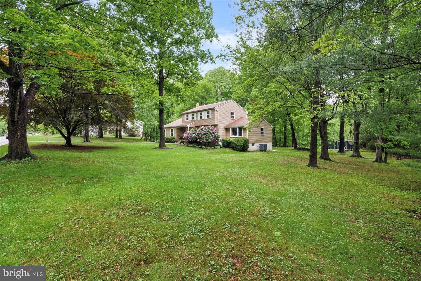 12 Raleigh Drive photo 5