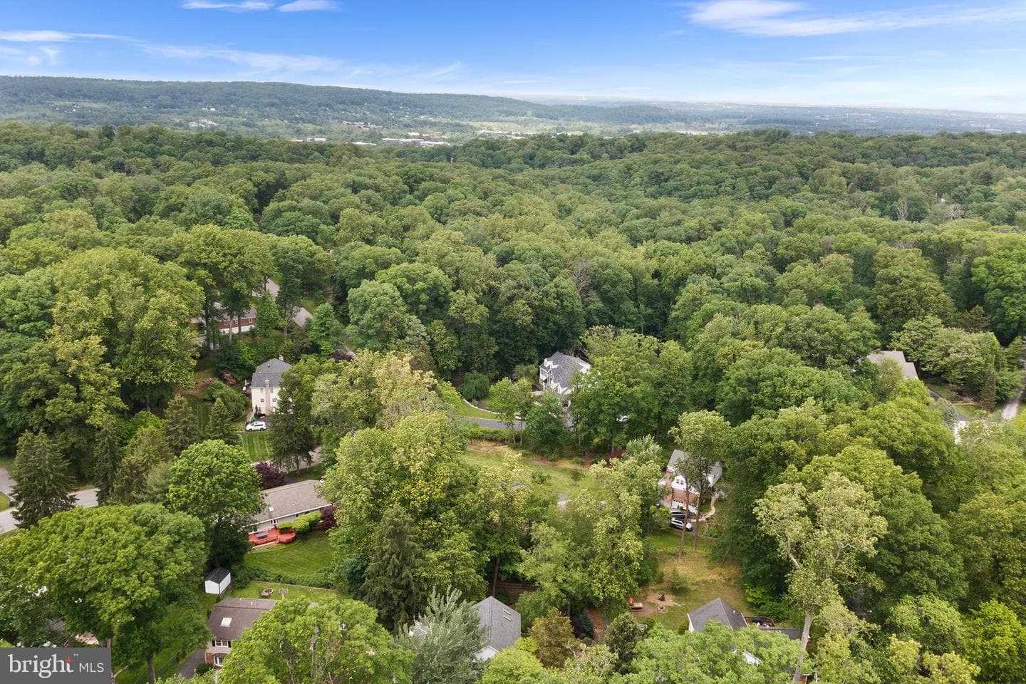 1579 Russell Road photo 32