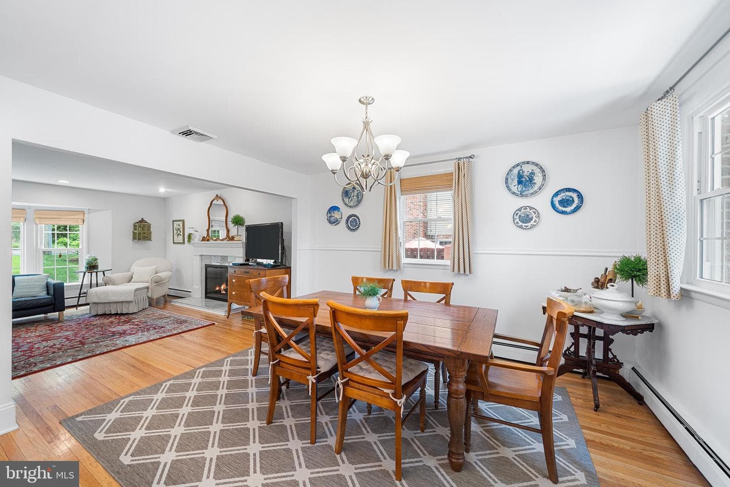 1579 Russell Road photo 9