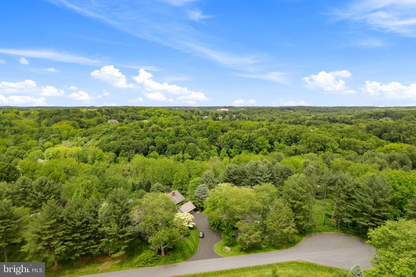 35 Southridge Drive photo 9