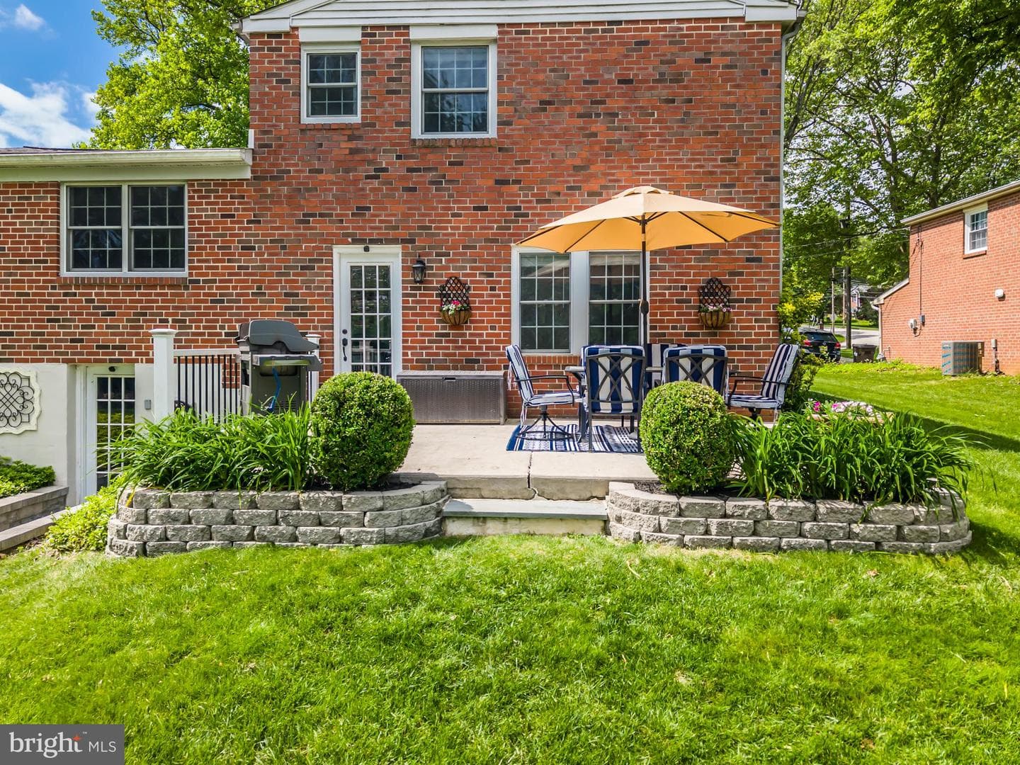17 Doe Lane photo 38