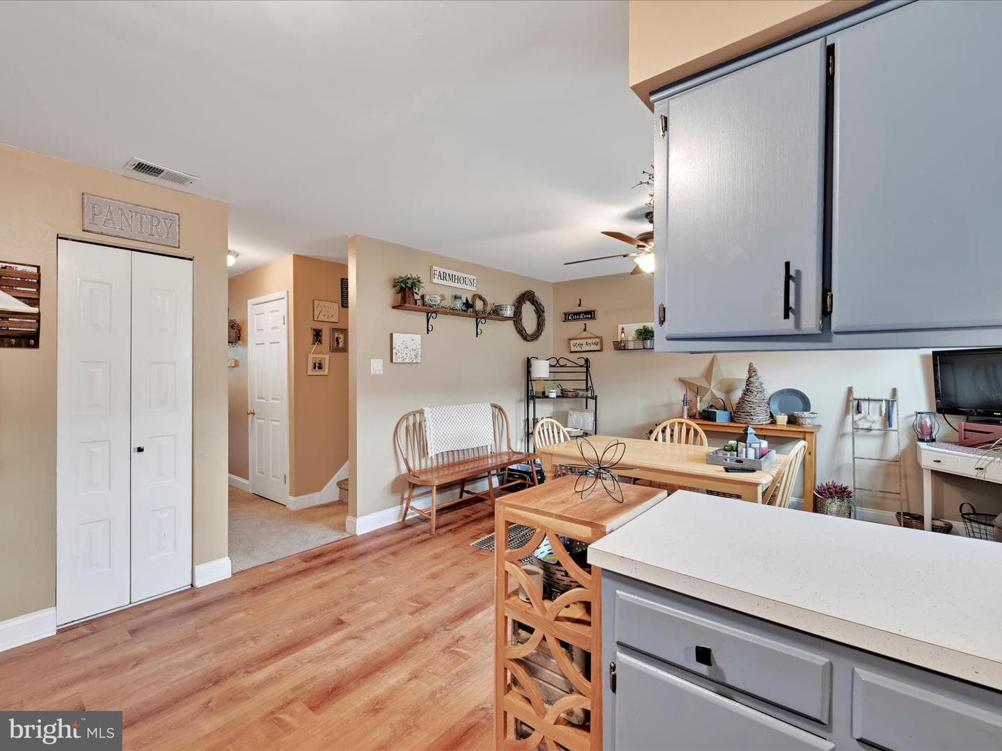 2536 Dupont Street photo 14