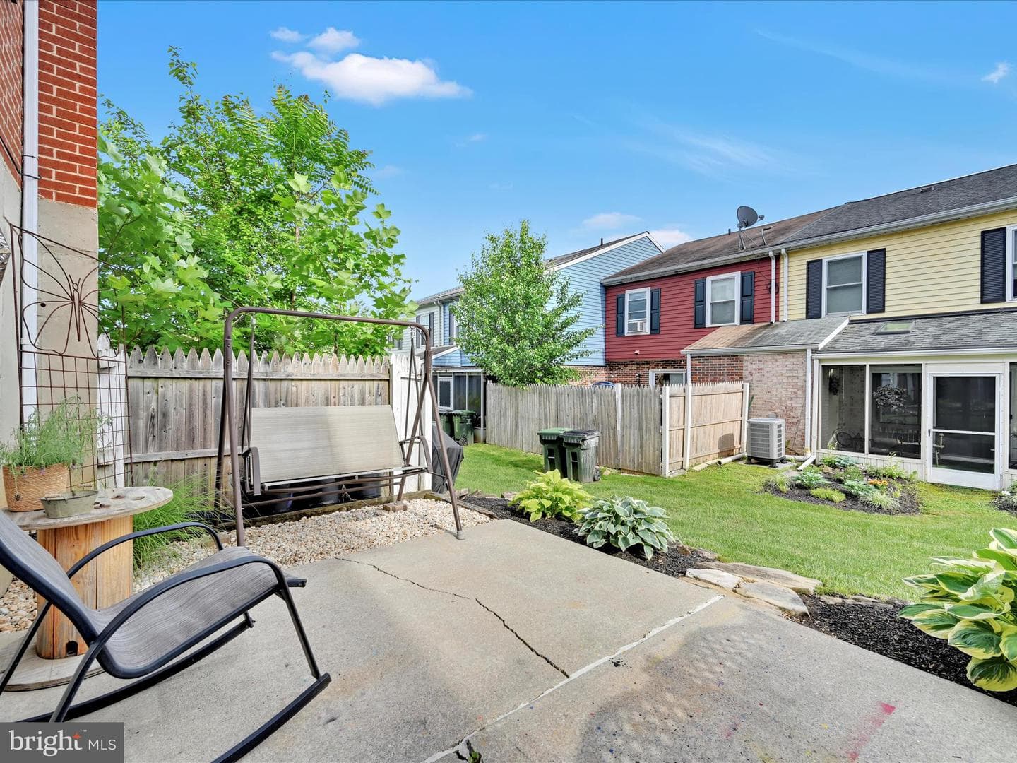 2536 Dupont Street photo 26