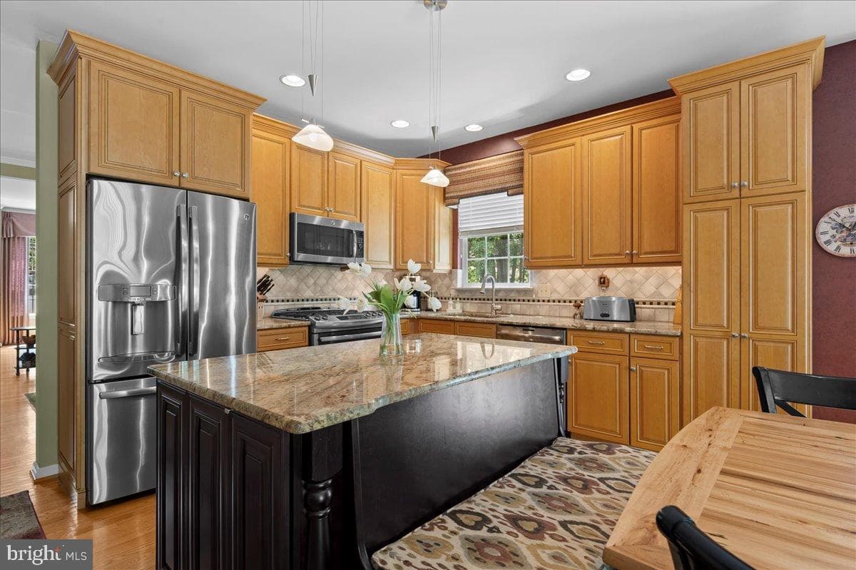111 Brookline Court photo 10