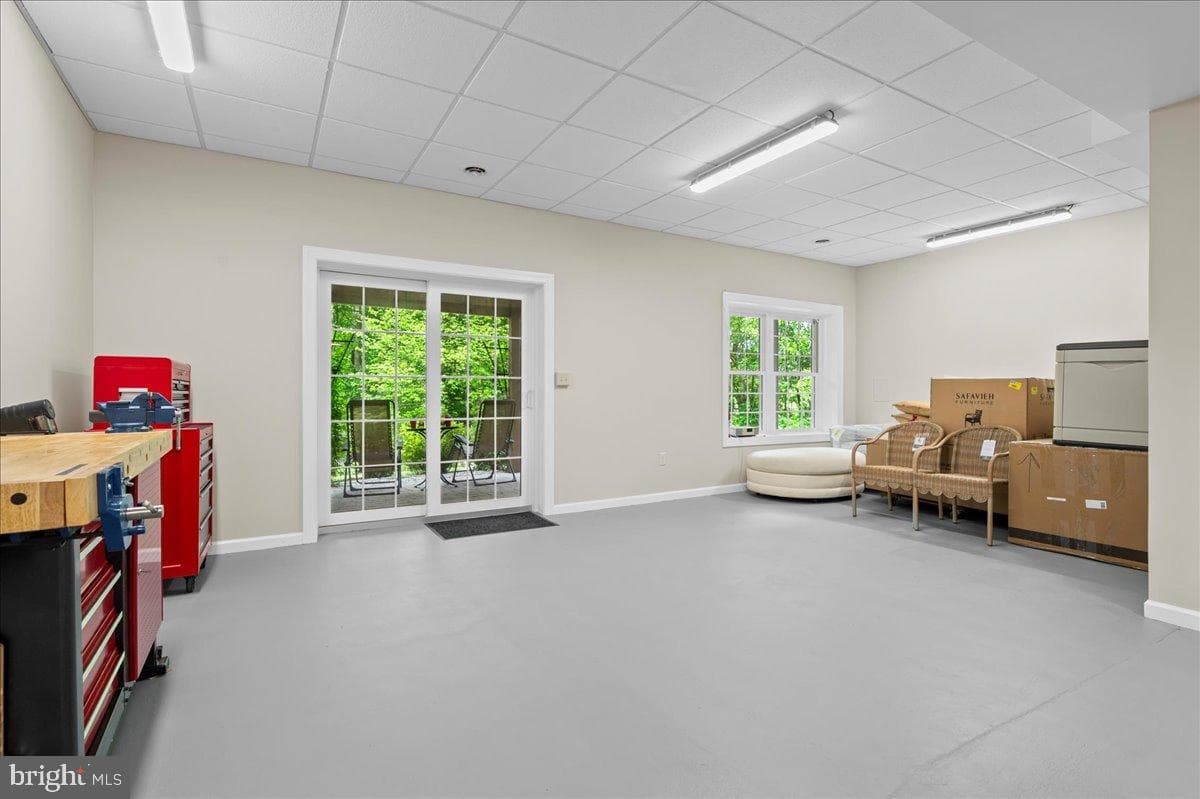 111 Brookline Court photo 28
